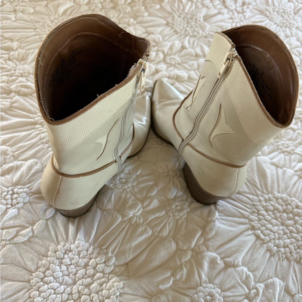Cream Cowgirl Boots - Picture 6 of 10